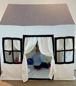 Childhome kangast mängumaja Black&White 125x95x145 - Leander