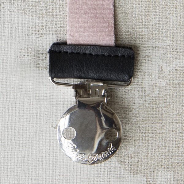 Elodie Details Pacifier Clip  - Faded Rose Nude/Black One Size - Elodie Details