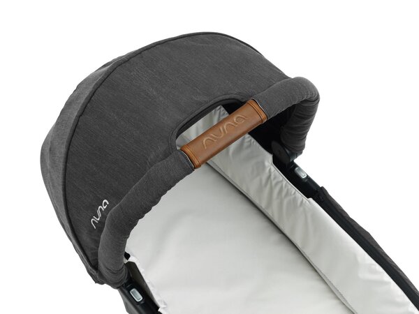 Nuna Triv Carry Cot Caviar - Nuna