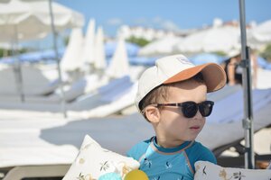 Beaba sunglasses 9-24 months, Delight - NAME IT